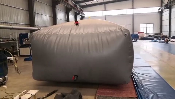 Réservoir d'eau de bâche flexible et résistant à la corrosion pour l'agriculture et l'industrie